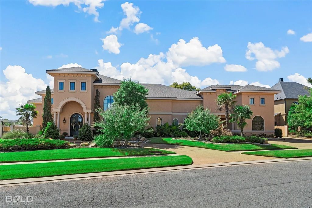 207 N Beach Drive, Bossier City