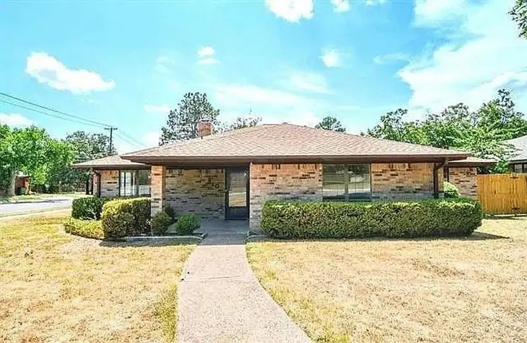 910 N Lydia Street, Stephenville