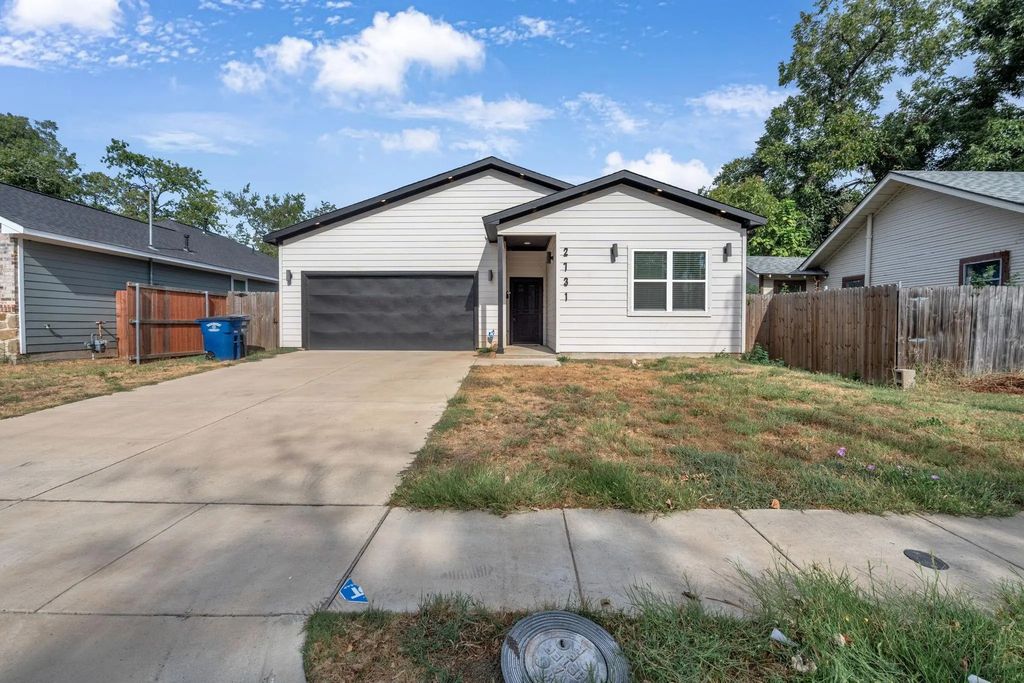2731 Maurine F. Bailey Way, Dallas