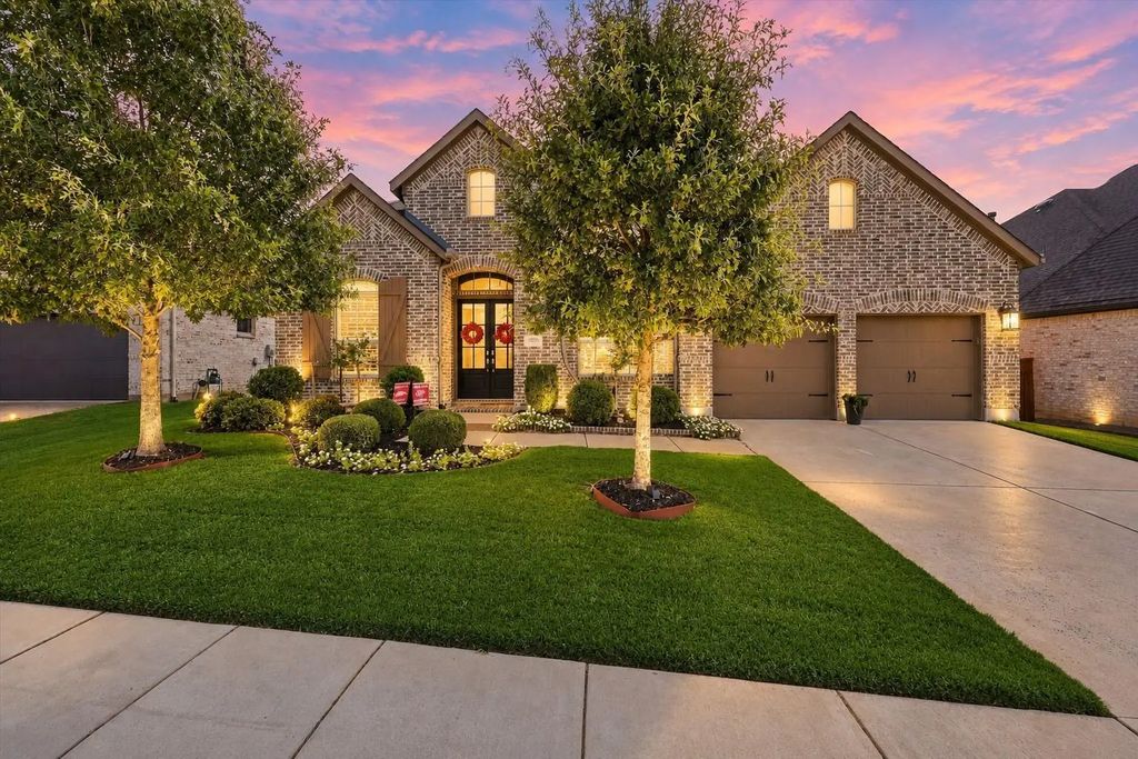 9308 Pecan Woods Trail, Argyle
