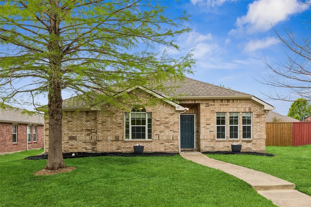 413 Sandy Lane, Royse City