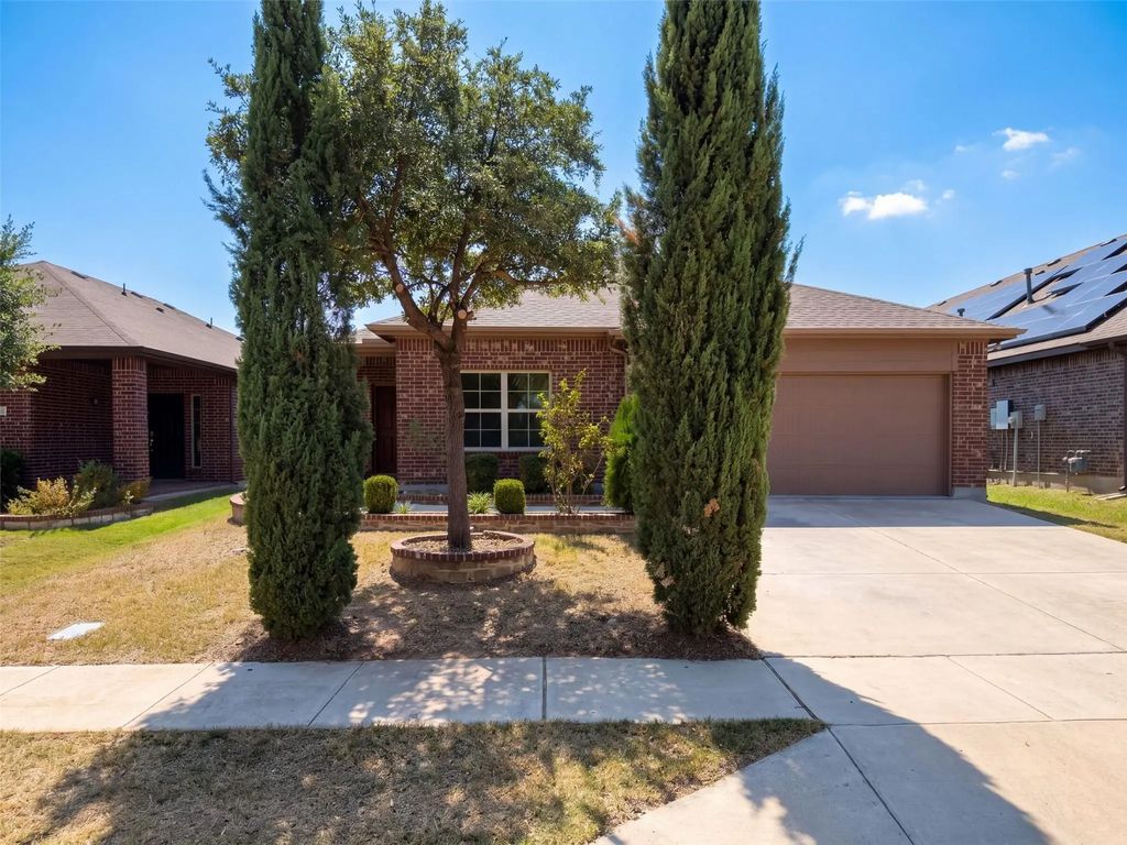 1728 Jacona Trail, Fort Worth