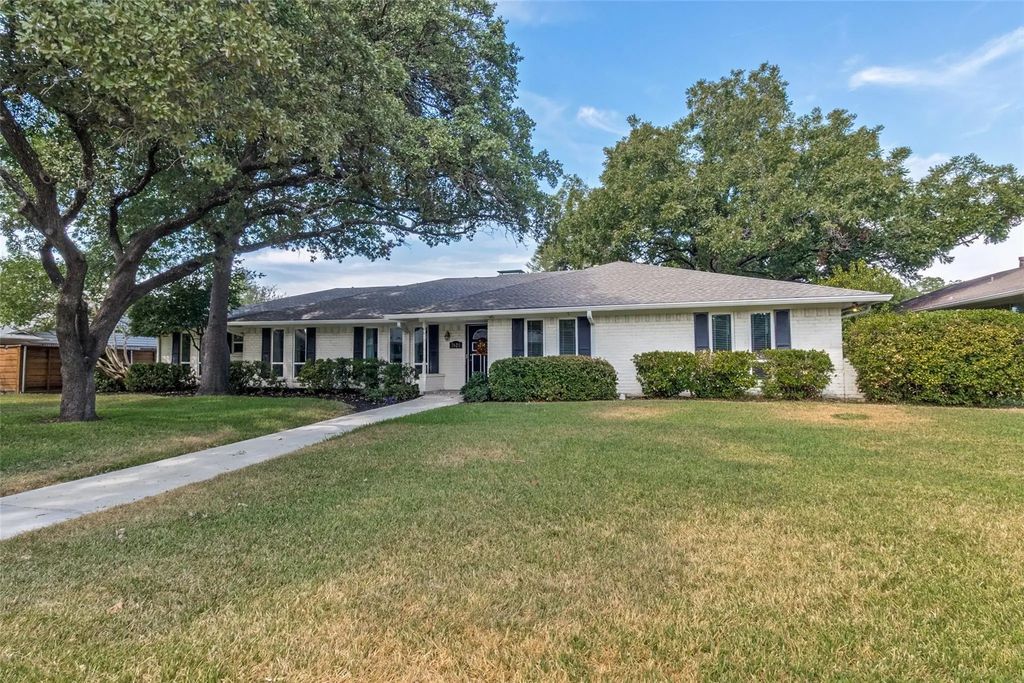 7625 Woodstone Lane, Dallas