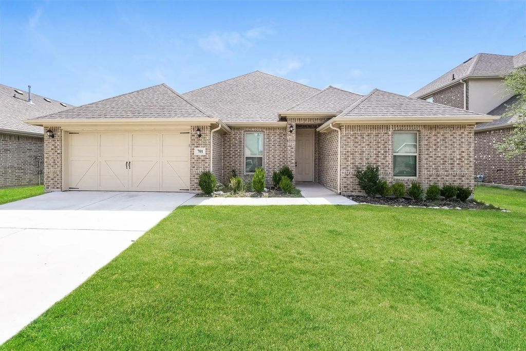 701 Brody Trail, Aledo