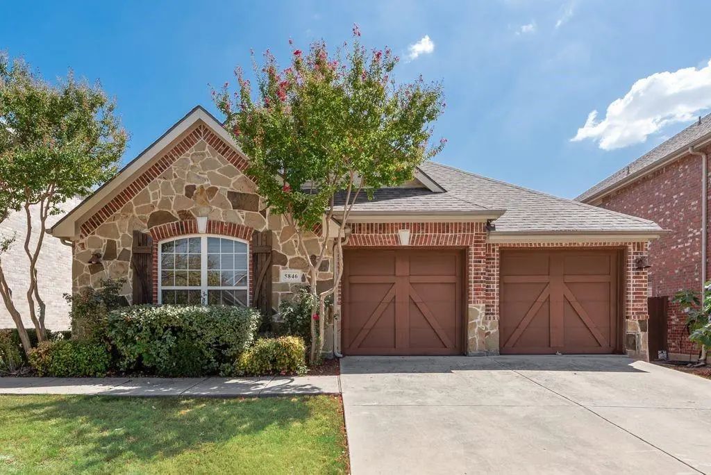 5846 Pinebrook Drive, The Colony