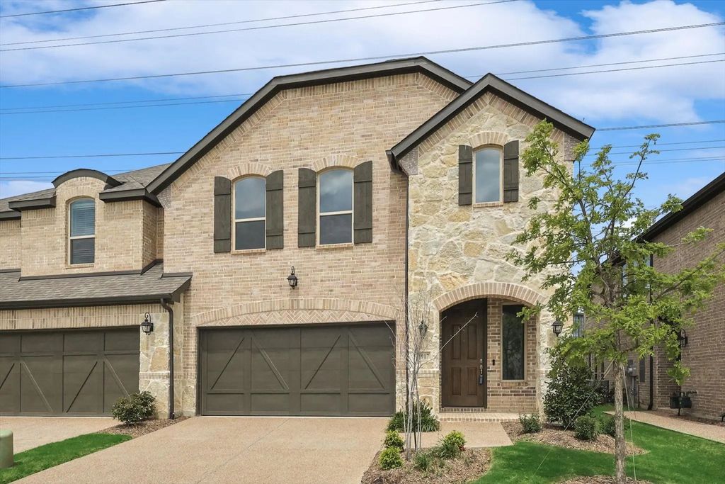 3917 Morel Drive, Lewisville