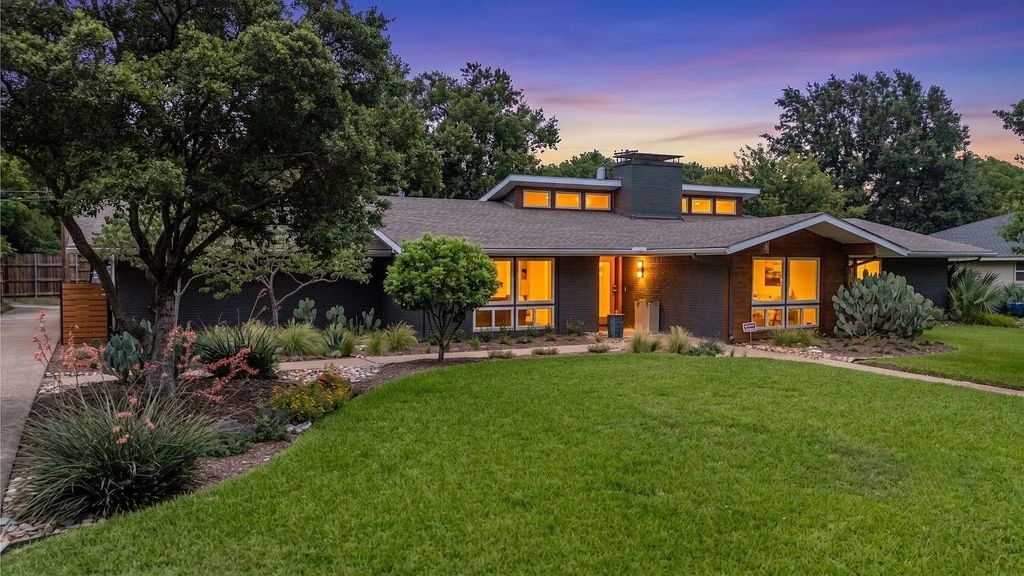 3923 Weeburn Drive, Dallas
