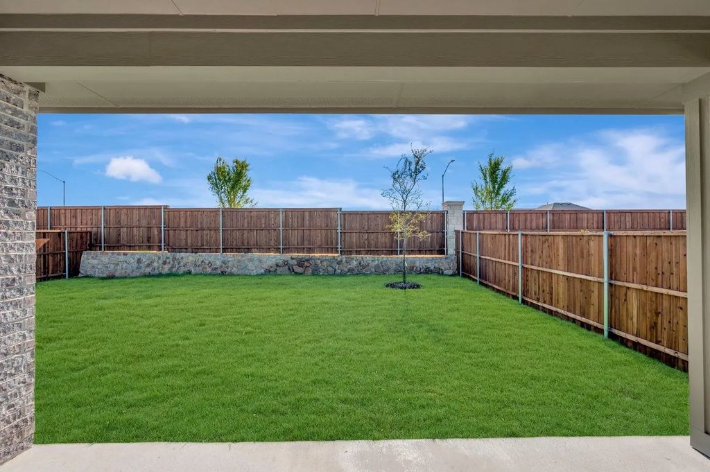 12525 Quay Drive, Fort Worth