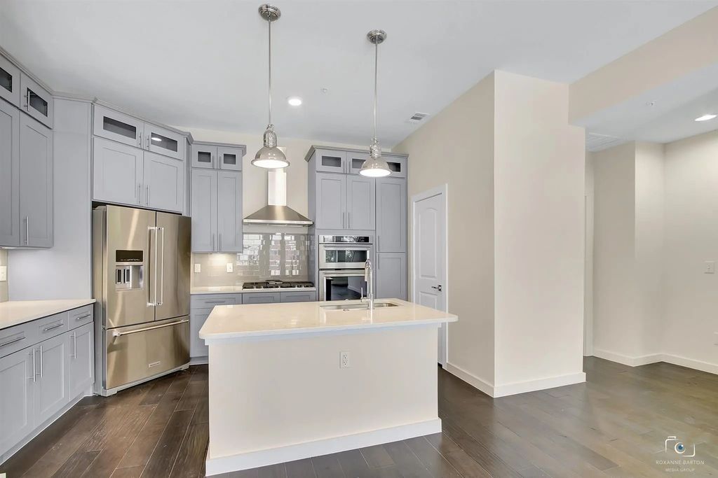 1211 Beaconsfield Lane 611, Arlington