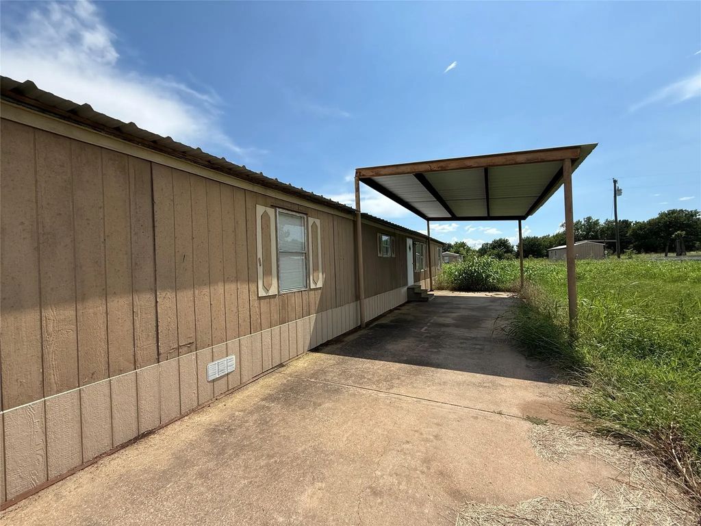 3277 Hidalgo D, Waxahachie