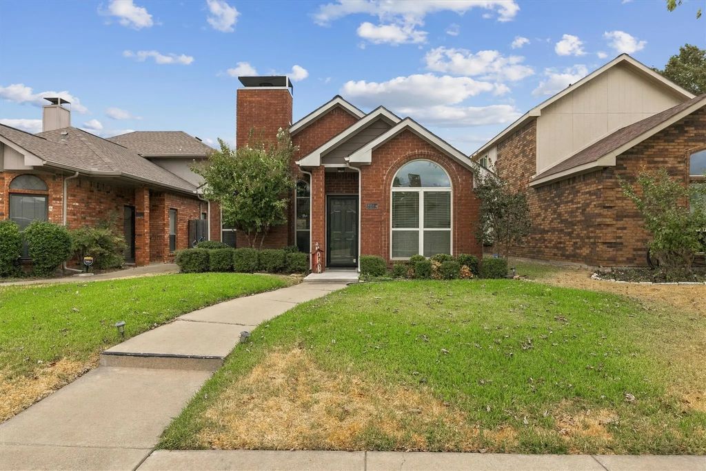 2031 Greenview Drive A, Carrollton