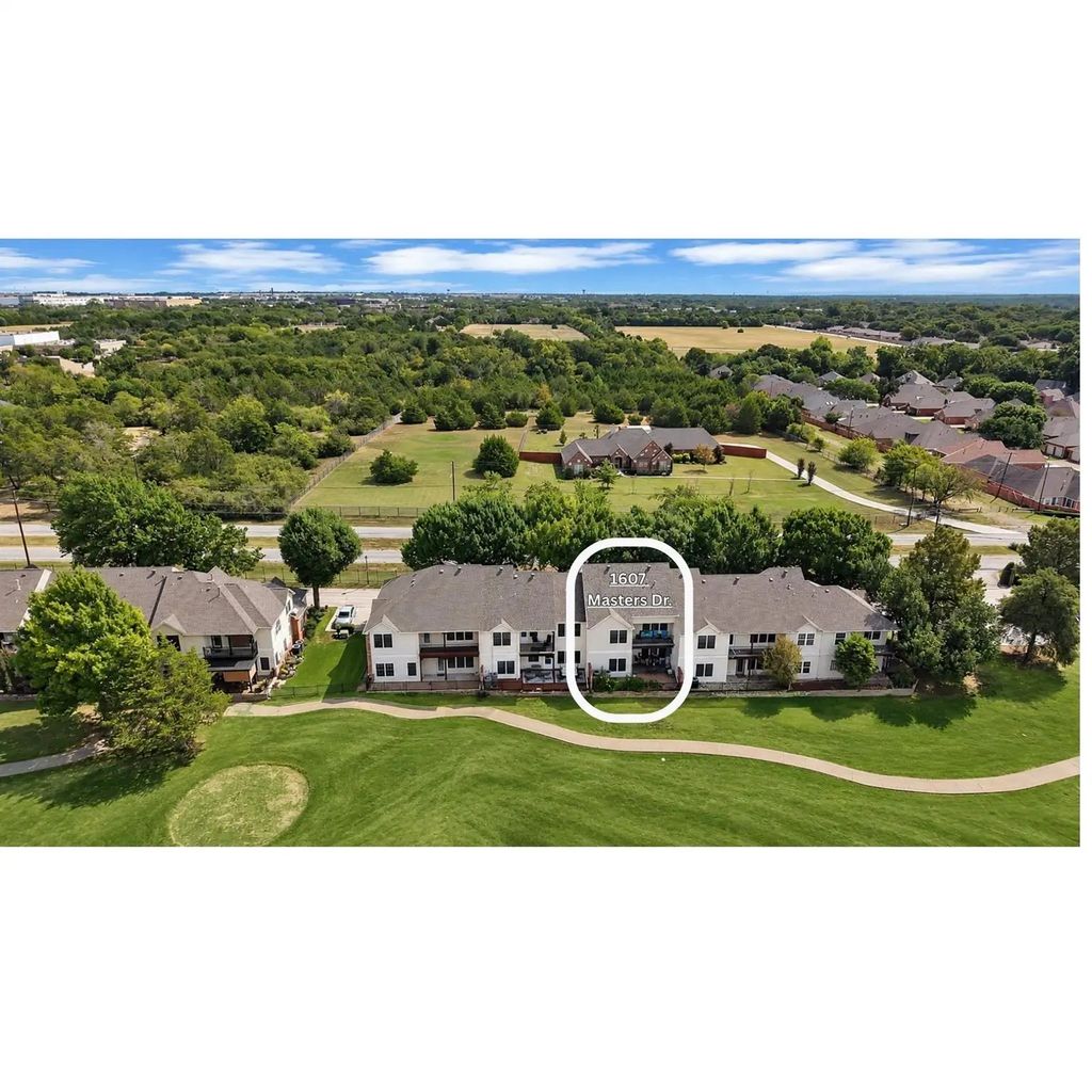 1607 Masters Drive, DeSoto