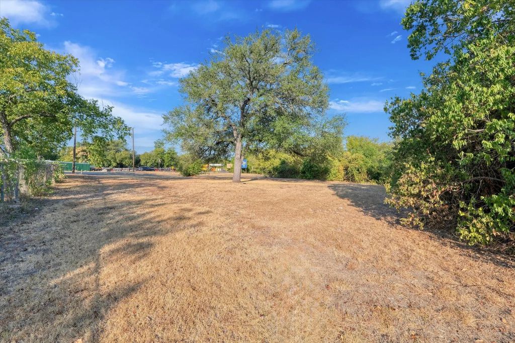 3119 N 18th Street, Waco