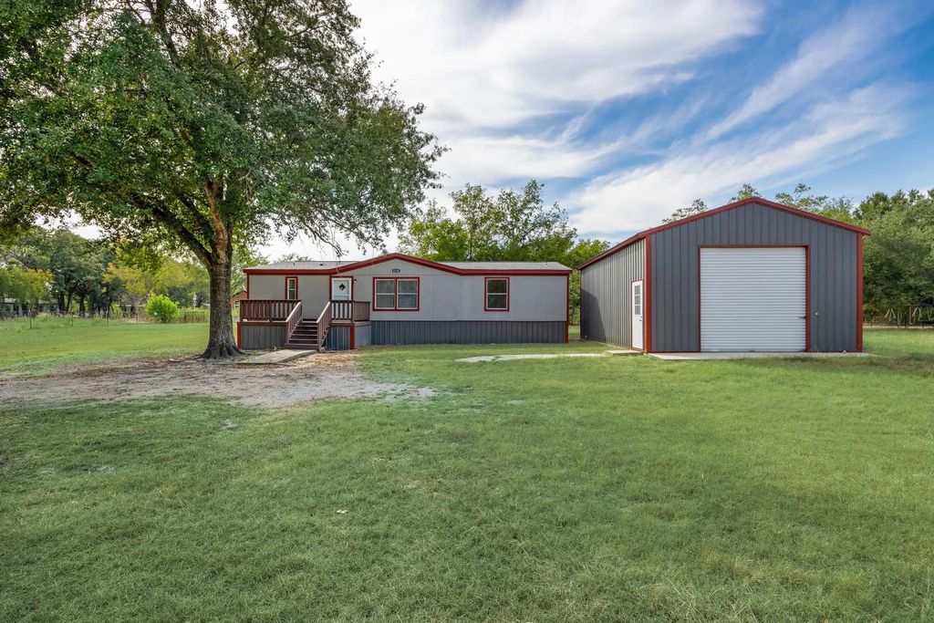 9330 Lynda Lane, Hawk Cove