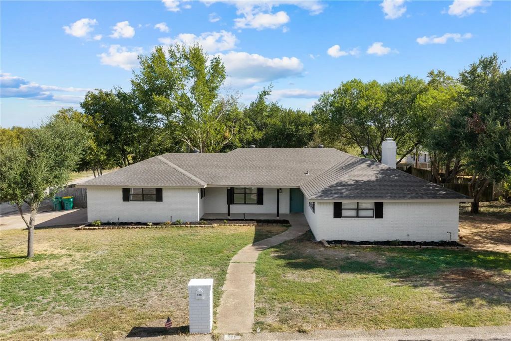 125 E Dawn Drive, Waco