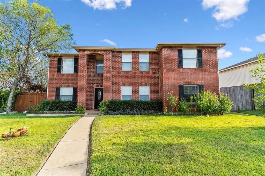 611 Pondview Drive, Cedar Hill