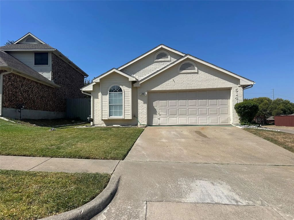 5141 Hearthcrest Drive, Garland