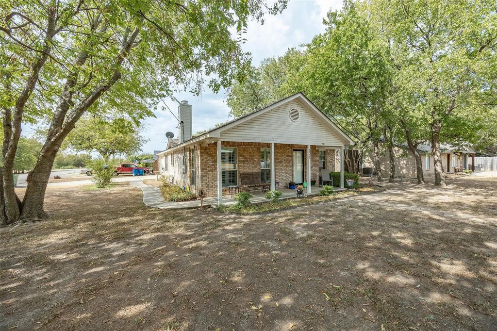 201 W Oak Street, Aledo