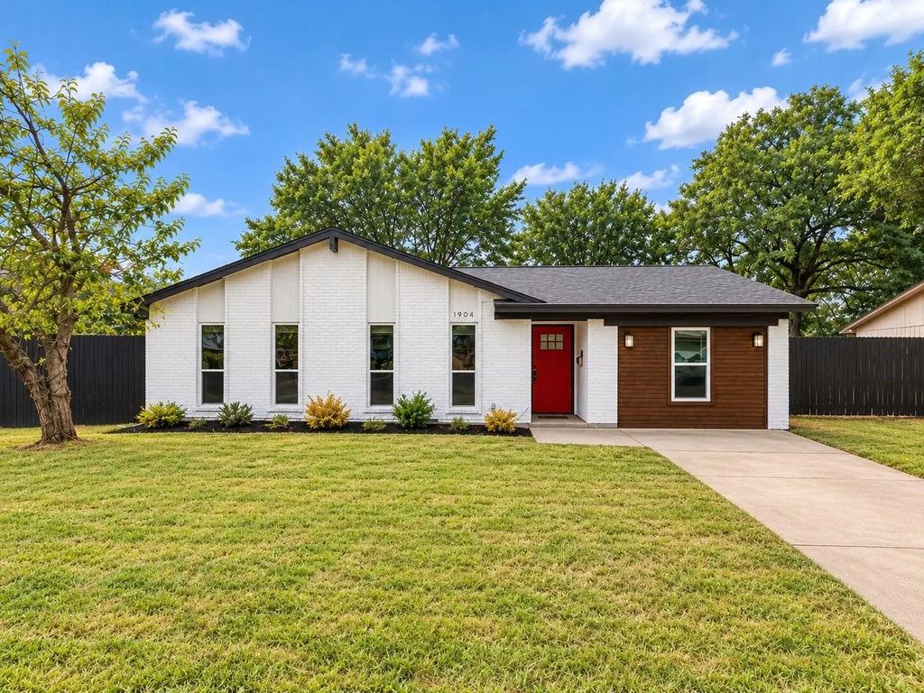 1904 Marvel Drive, Irving
