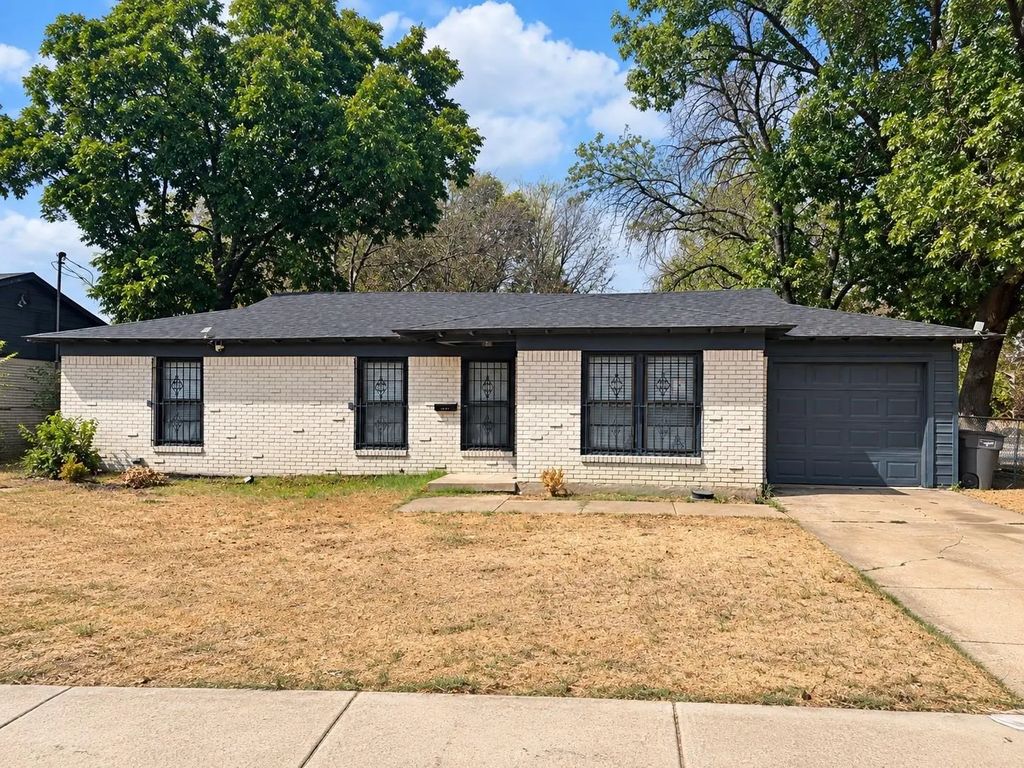 4200 Pate Drive, Fort Worth