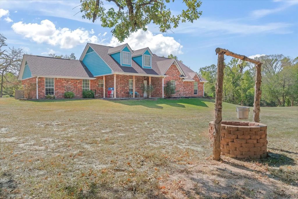 9217 Fm 1861, Eustace