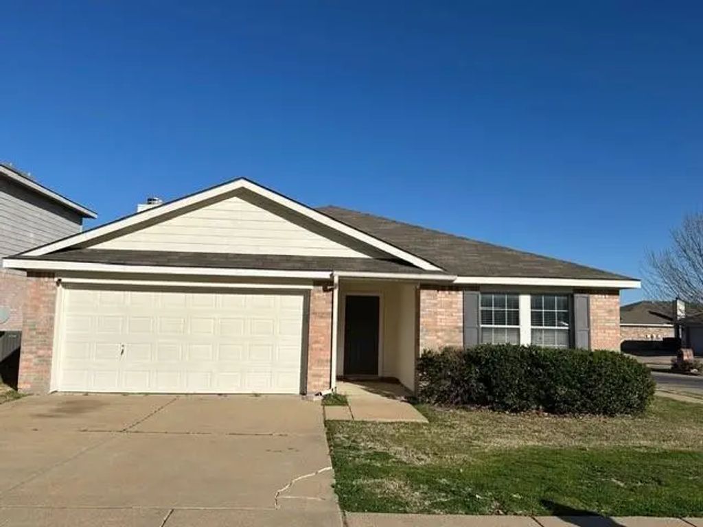 9300 Goldenview Drive, Fort Worth