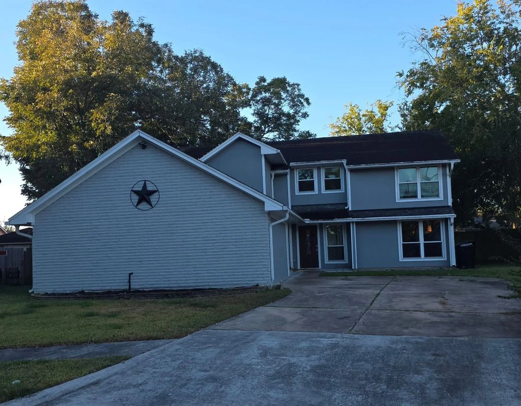 8626 Berryvine Drive, Houston