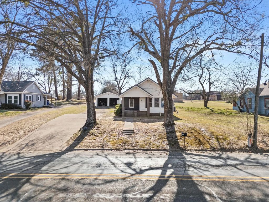 605 Dallas Street, Winona