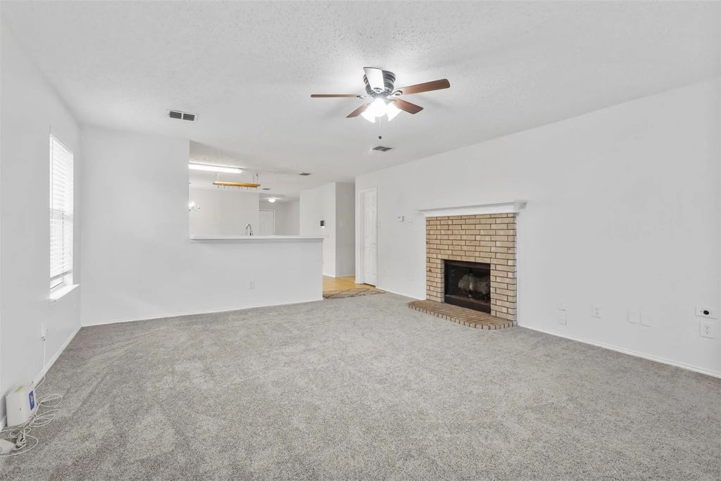 1579 Chivalry Lane, Little Elm