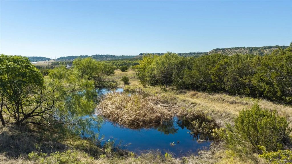 1166 Hidden Valley Road, Glen Rose