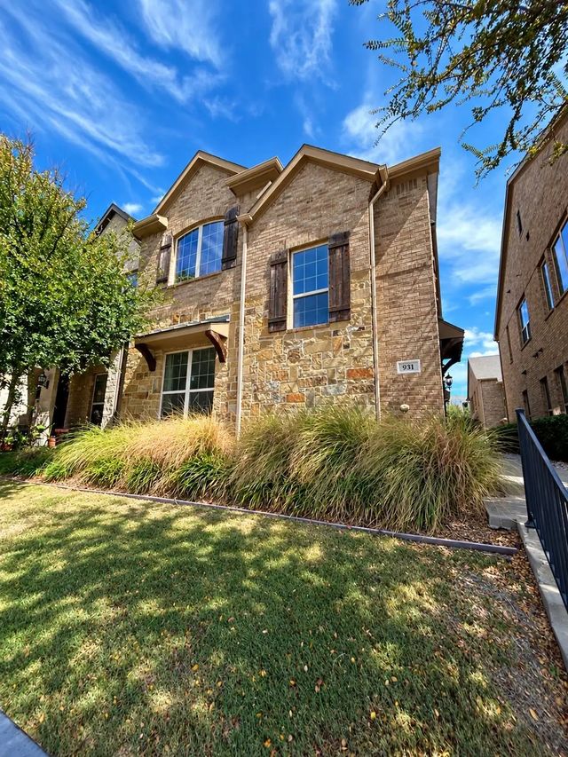 931 Whitehall Drive, Richardson