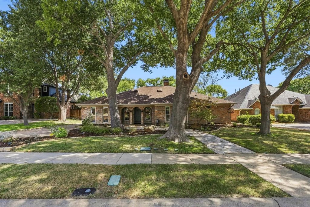 2904 Foxboro Drive, Richardson