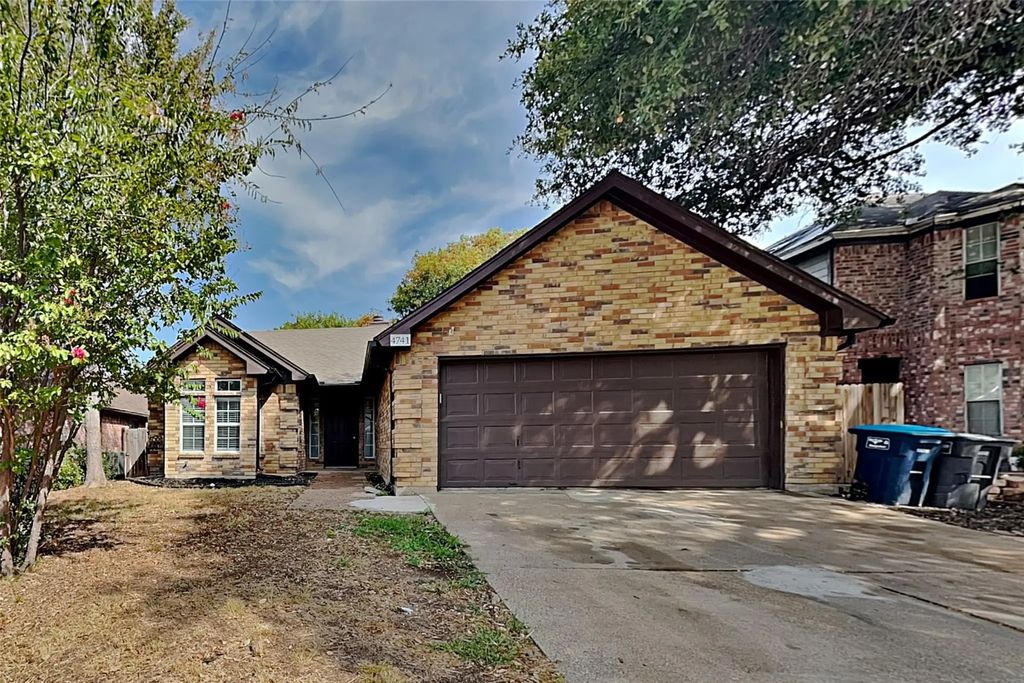 4741 Baytree Drive, Fort Worth