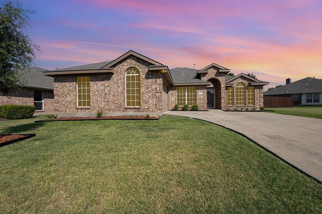 1817 Eastfork Lane, Wylie