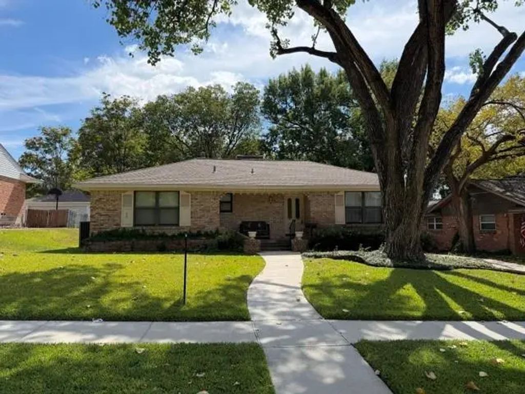10106 Shadyview Drive, Dallas