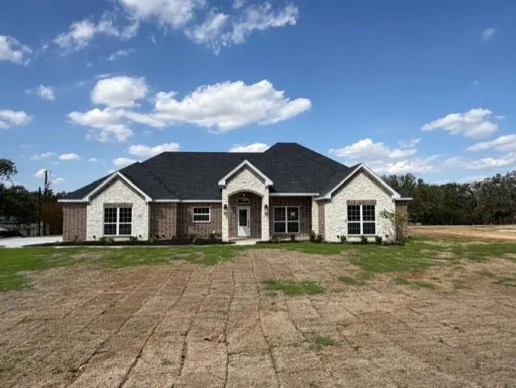 200 Lynch Bend Road, Springtown