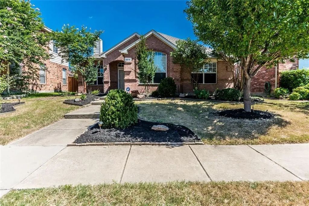 5812 Pinyon Drive, McKinney