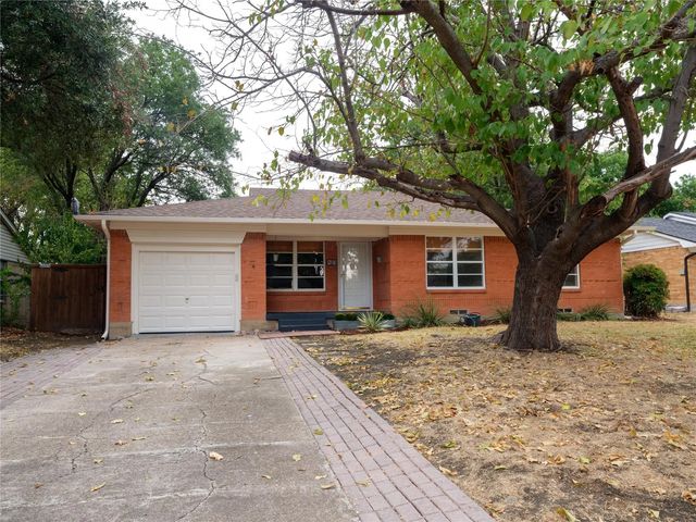 427 Rorary Drive, Richardson