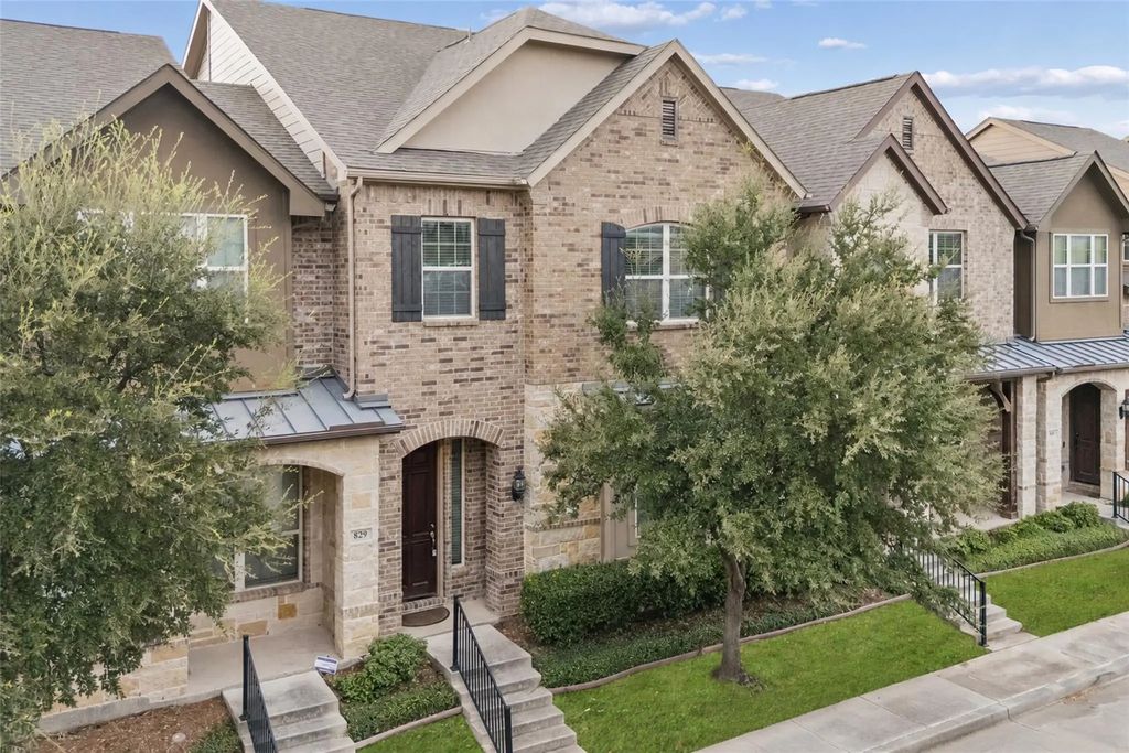 833 Rohan Drive, Richardson
