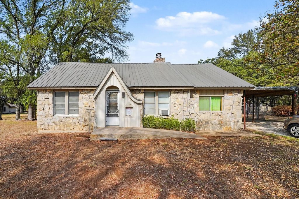 6413 County Road 803, Burleson