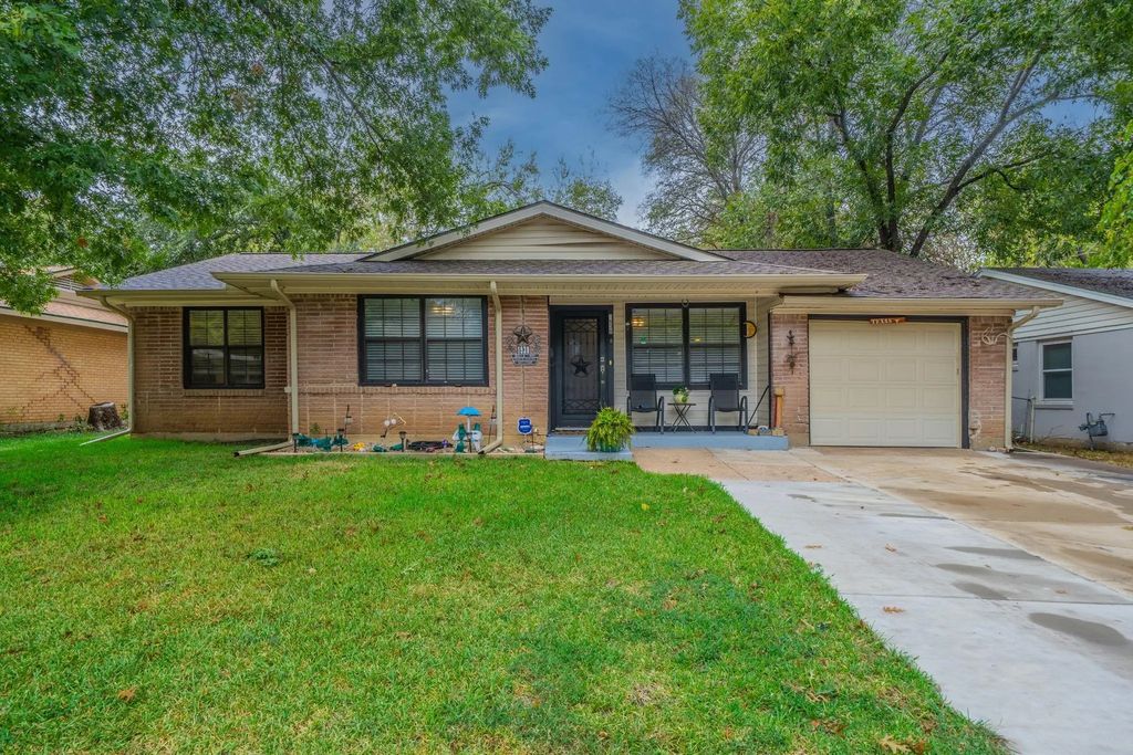 1938 Balla Way, Grand Prairie