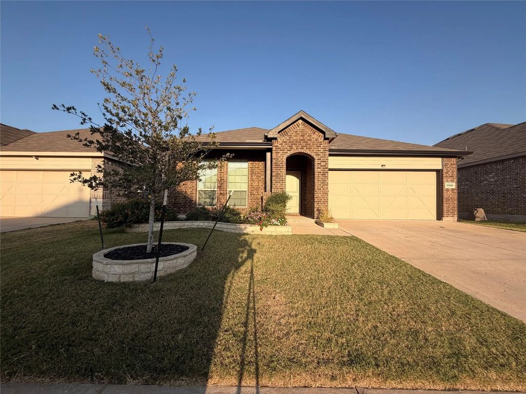3308 Chasemoor Drive, Denton