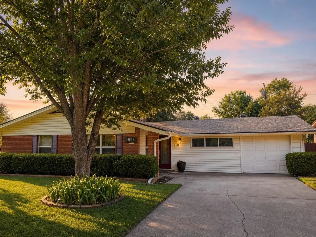 3438 Princeton Drive, Irving