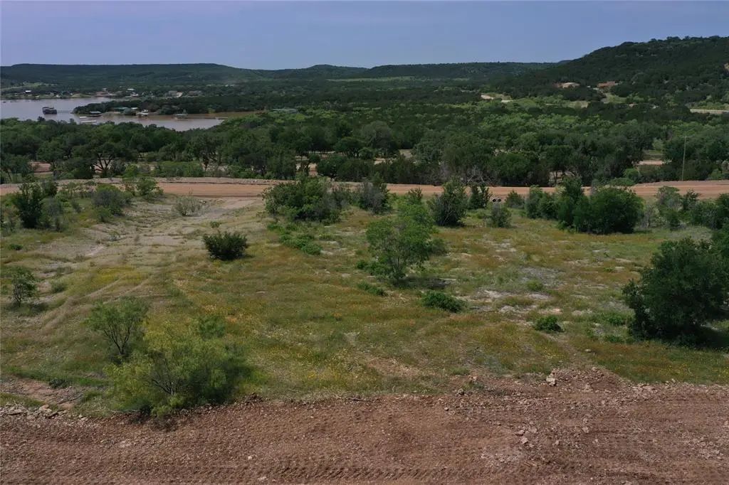 126 White Moon, Palo Pinto