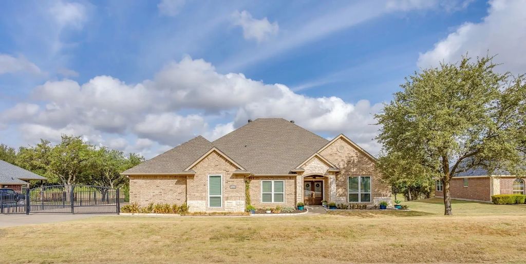 703 Country Club Drive, Joshua