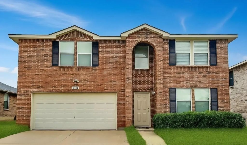 8431 Redheart Street, Arlington