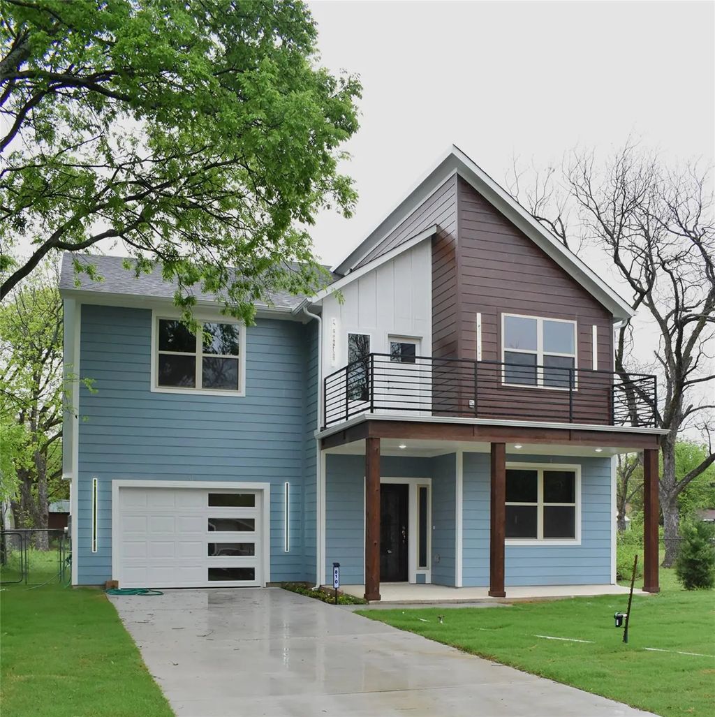 810 Euclid Street, Cleburne