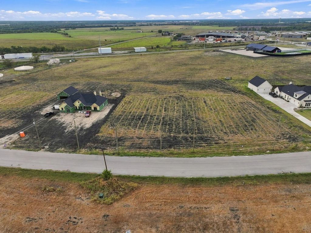 1935 County Road 2162, Caddo Mills