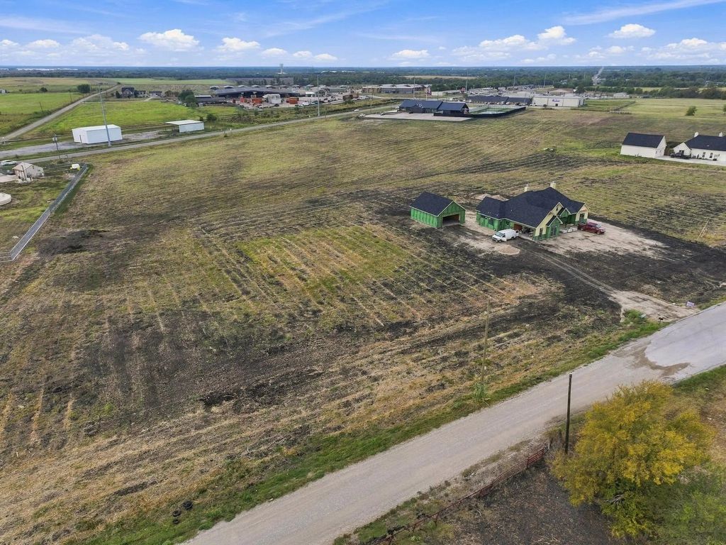 1903 County Road 2162, Caddo Mills