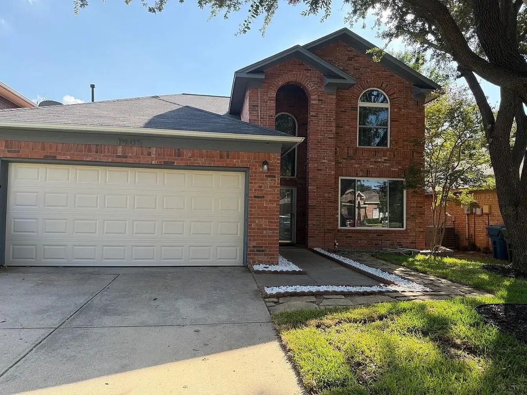 1905 Barrens Circle, Flower Mound
